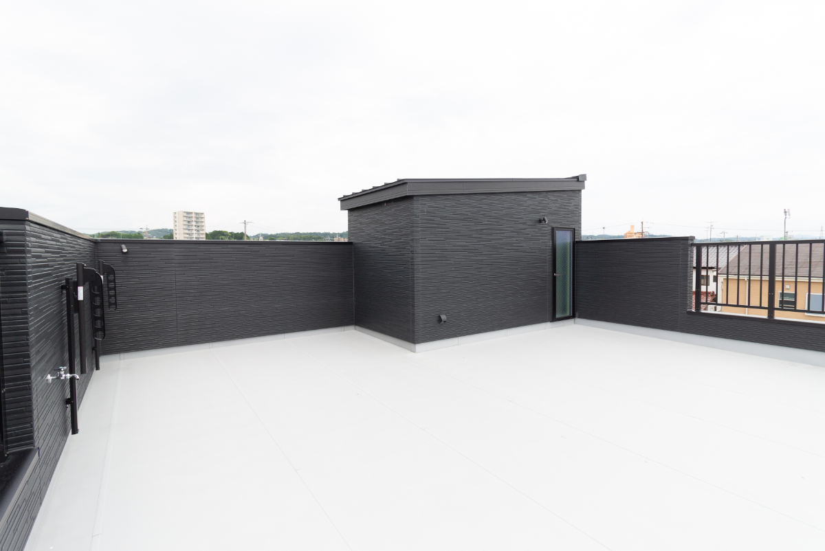 屋上から花火が見えるお家　ZERO-CUBE＋SKYBALCONY